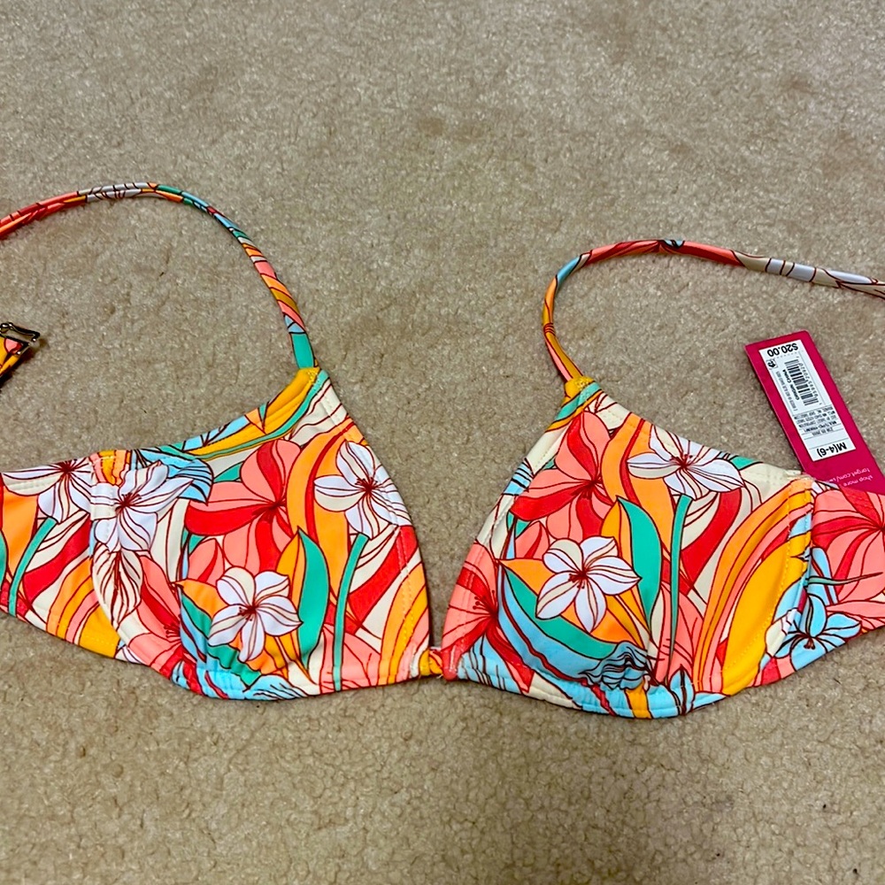 NWT bikini top